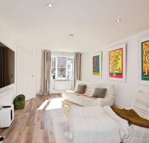 4 Bedroom House for sale in Melchester Road, Salisbury