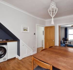 3 Bedroom House for sale in Meadow Road, Salisbury