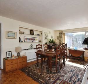 4 Bedroom House for sale in The Croft, Salisbury