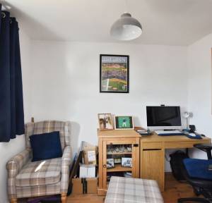3 Bedroom House for sale in Avon Meadow, Salisbury