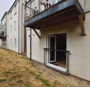 2 Bedroom Apartment / Studio for sale in Lanfranc Close, Salisbury