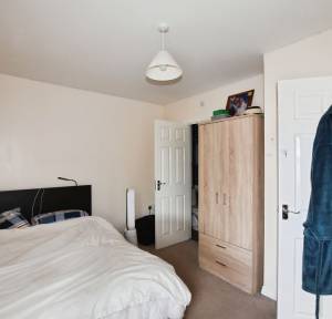 3 Bedroom House for sale in Avon Place, Salisbury