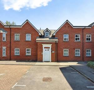 1 Bedroom Flat for sale in Joseph Court, Salisbury
