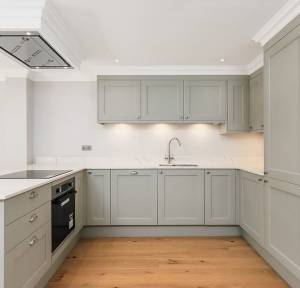 2 Bedroom House for sale in Park Street, Salisbury