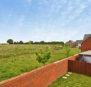 3 Bedroom House for sale in Barton Place, Salisbury