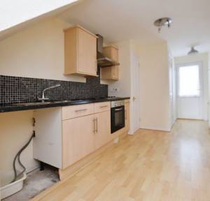 1 Bedroom Flat for sale in Hollows Close, Salisbury