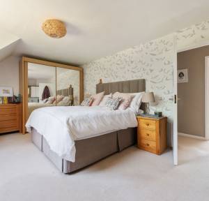 5 Bedroom Bungalow for sale in Homington Road, Salisbury
