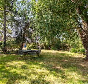 5 Bedroom Bungalow for sale in Homington Road, Salisbury