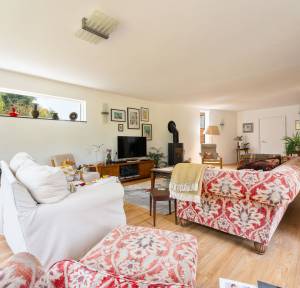 5 Bedroom Bungalow for sale in Homington Road, Salisbury