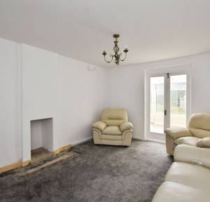 3 Bedroom House for sale in Meadow Road, Salisbury