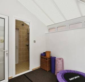 3 Bedroom House for sale in St. Gregorys Avenue, Salisbury
