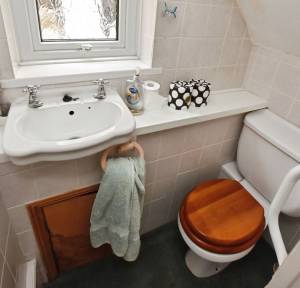3 Bedroom House for sale in Cornwall Road, Salisbury