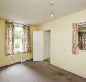 2 Bedroom House for sale in Lode Hill, Salisbury