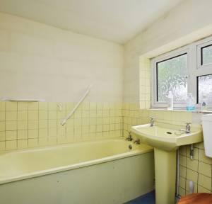 2 Bedroom House for sale in Lode Hill, Salisbury