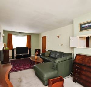 3 Bedroom House for sale in Nursery Road, Salisbury