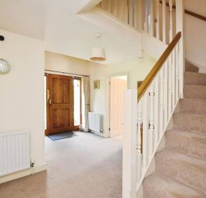 3 Bedroom House for sale in Pear Tree Drive, Salisbury
