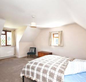 3 Bedroom House for sale in Pear Tree Drive, Salisbury