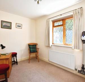 3 Bedroom House for sale in Pear Tree Drive, Salisbury