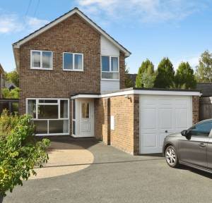 4 Bedroom House for sale in Britford Lane, Salisbury
