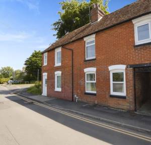 2 Bedroom House for sale in Lower Street, Salisbury