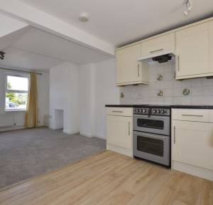 2 Bedroom House for sale in Lower Street, Salisbury