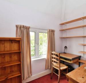 5 Bedroom House for sale in Station Road, Salisbury