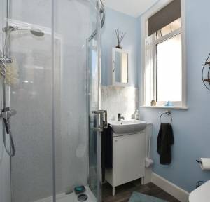 2 Bedroom Bungalow for sale in Melvin Close, Salisbury