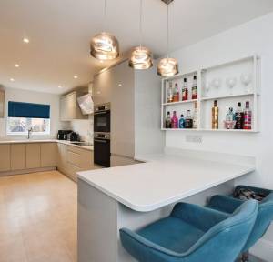 5 Bedroom House for sale in Shears Drive, Salisbury