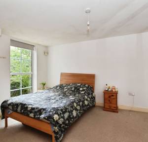 2 Bedroom Flat for sale in Fisherton Street, Salisbury