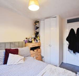 1 Bedroom Flat for sale in Sarum Close, Salisbury