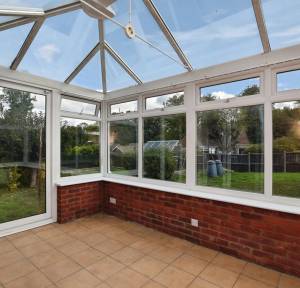 3 Bedroom Bungalow for sale in Chantry Road, Salisbury