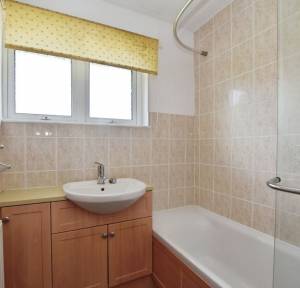 3 Bedroom Bungalow for sale in Chantry Road, Salisbury