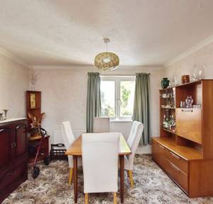4 Bedroom House for sale in Roman Meadow, Salisbury