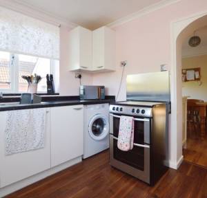 2 Bedroom Flat for sale in Devizes Road, Salisbury