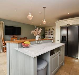 5 Bedroom House for sale in Highfield Lane, Salisbury