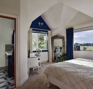 5 Bedroom House for sale in Highfield Lane, Salisbury