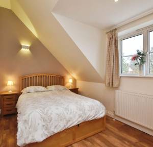 5 Bedroom House for sale in Highfield Lane, Salisbury