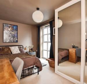 2 Bedroom Flat for sale in Fisherton Street, Salisbury