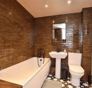 2 Bedroom Flat for sale in Fisherton Street, Salisbury
