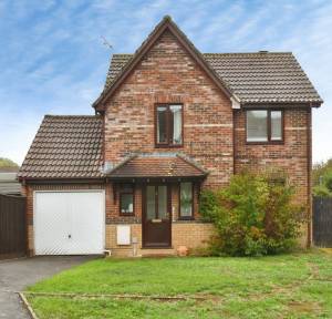 3 Bedroom House for sale in St. Teresa's Close, Salisbury