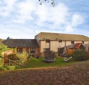 4 Bedroom House for sale in Kings Stables, Salisbury