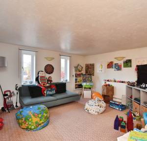 4 Bedroom House for sale in Kings Stables, Salisbury