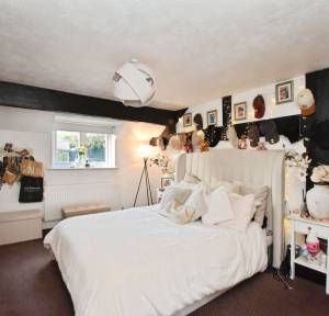 4 Bedroom House for sale in Kings Stables, Salisbury