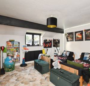 4 Bedroom House for sale in Kings Stables, Salisbury