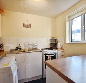 1 Bedroom Flat to rent in Sarum Close, Salisbury