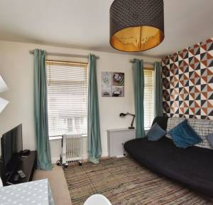 1 Bedroom Flat for sale in 10 Clifton Road, Salisbury