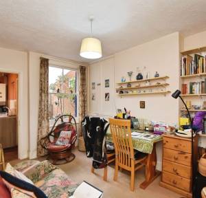 2 Bedroom House for sale in Water Lane, Salisbury