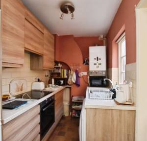 2 Bedroom House for sale in Water Lane, Salisbury