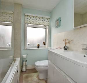 2 Bedroom House for sale in Water Lane, Salisbury